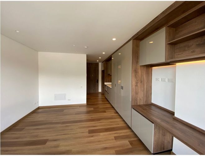 Apartaestudio en venta en Santa Paula, Bogotá, 31 m² · foto 2 de 18