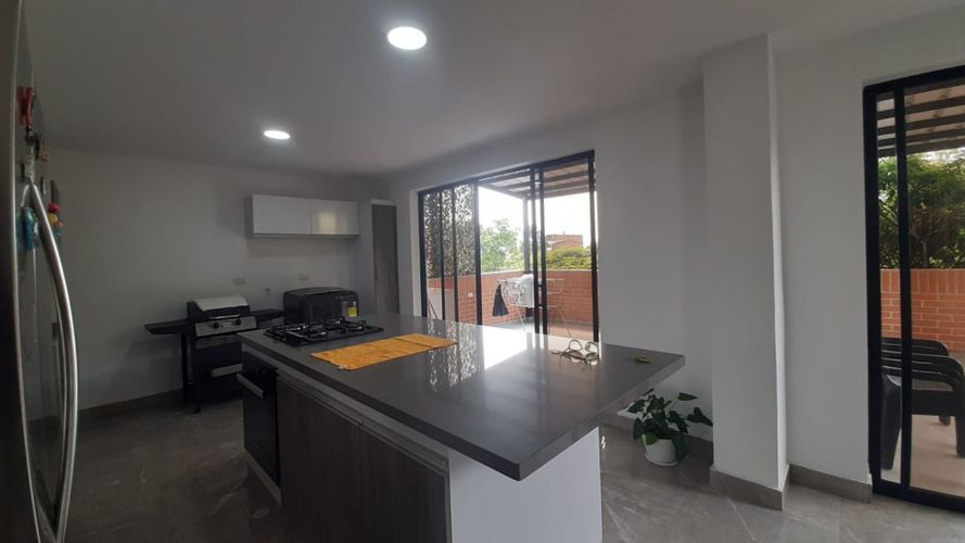 Edificio en venta en Colseguros, Cali, 544 m² · foto 8 de 24