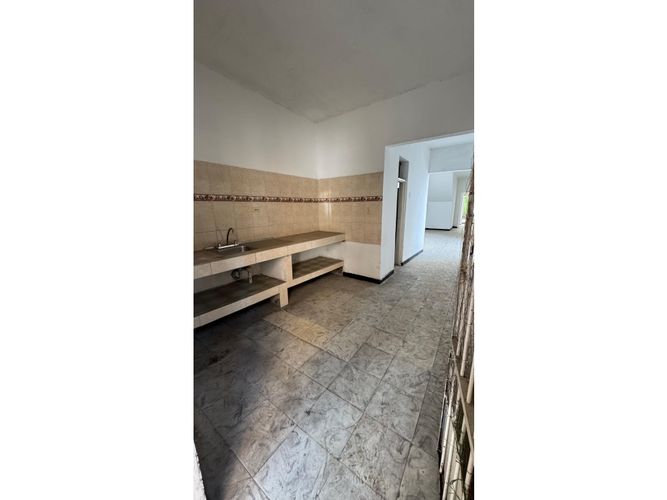 Casa de 7 alcobas en venta en Santa Elena, Cali, 178 m² · foto 5 de 18