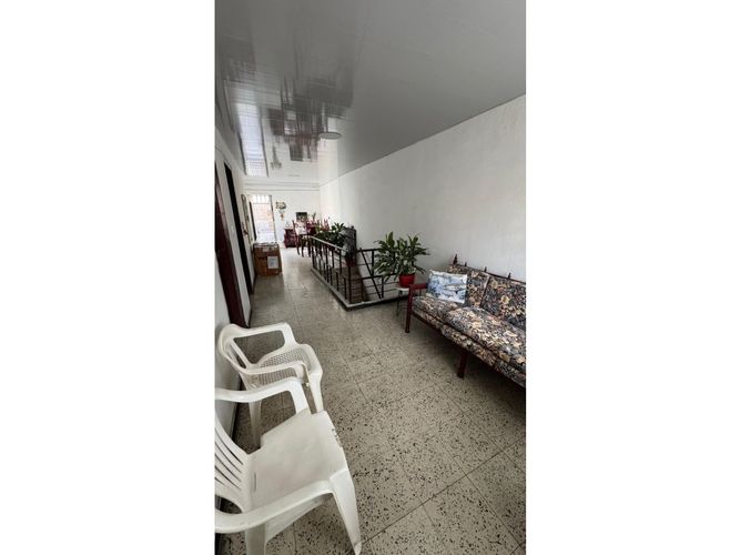 Casa de 7 alcobas en venta en Santa Elena, Cali, 178 m² · foto 16 de 18