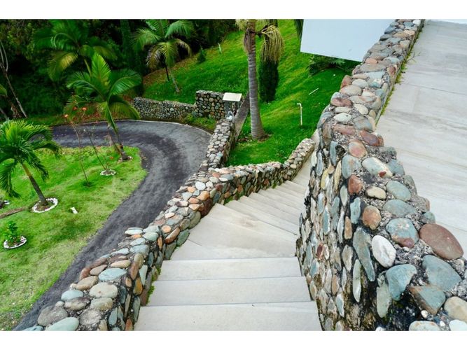 Casa de 6 alcobas en venta en Potrerito, Jamundí, 700 m² · foto 7 de 24