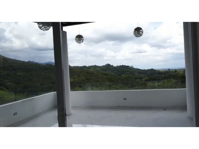 Casa de 6 alcobas en venta en Potrerito, Jamundí, 700 m² · foto 9 de 24