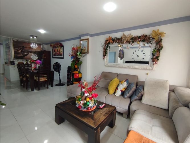 Edificio en venta en Las Americas, Palmira, 800 m² · foto 3 de 18