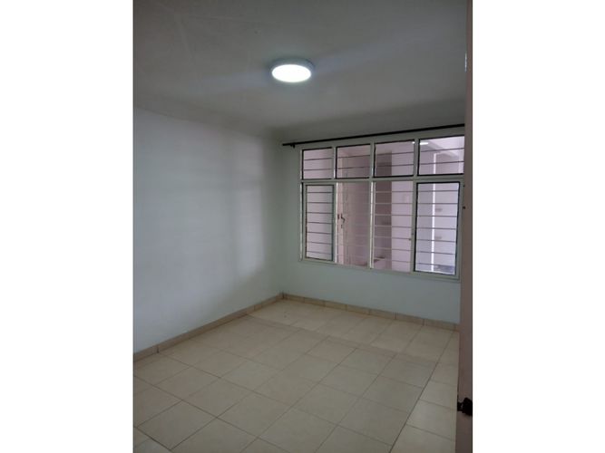 Casa de 8 alcobas en venta en Napoles, Cali, 226 m² · foto 4 de 15
