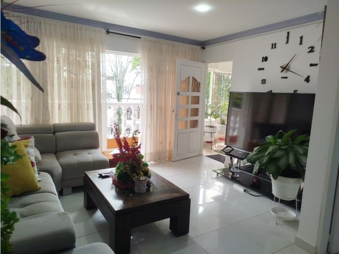 Edificio en venta en Las Americas, Palmira, 800 m² · foto 4 de 18