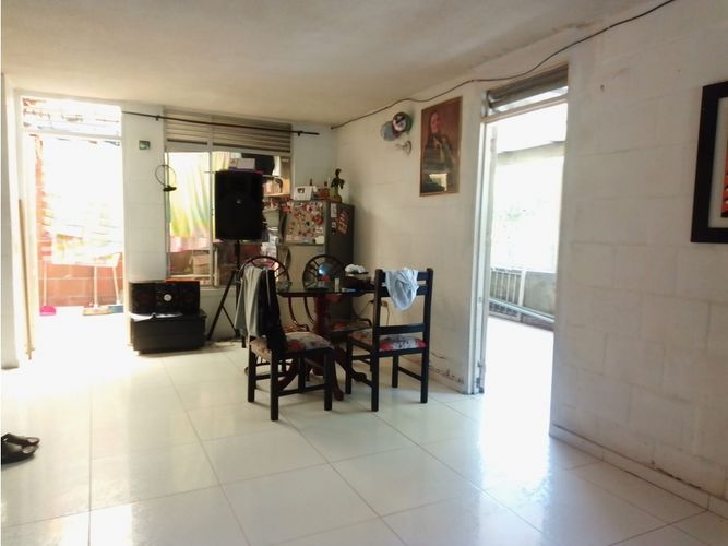 Casa de 4 alcobas en venta en Candelaria, 180 m² · foto 7 de 9