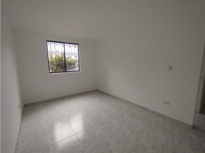 Apartamento de 3 alcobas en venta en Primero De Mayo, Cali, 51 m² · foto 7 de 18