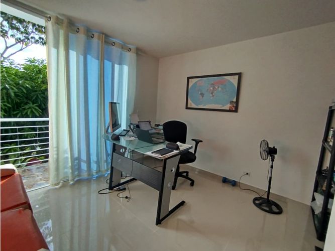 Casa de 5 alcobas en venta en Potrerito, Jamundí, 370 m² · foto 16 de 24