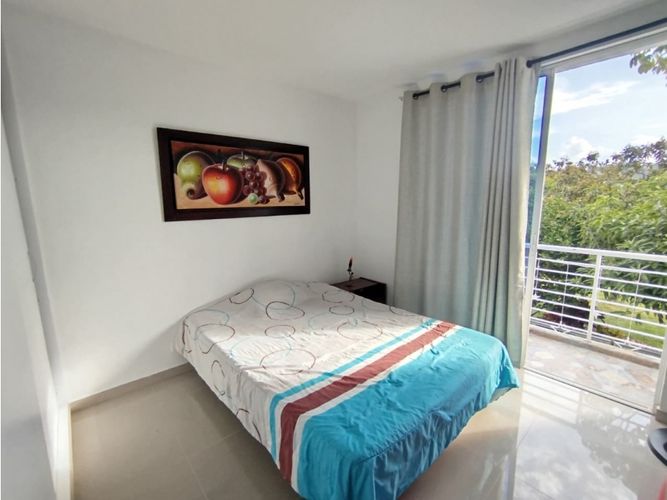 Casa de 5 alcobas en venta en Potrerito, Jamundí, 370 m² · foto 18 de 24