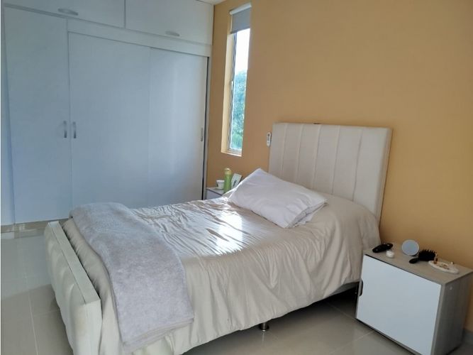 Casa de 5 alcobas en venta en Potrerito, Jamundí, 370 m² · foto 20 de 24