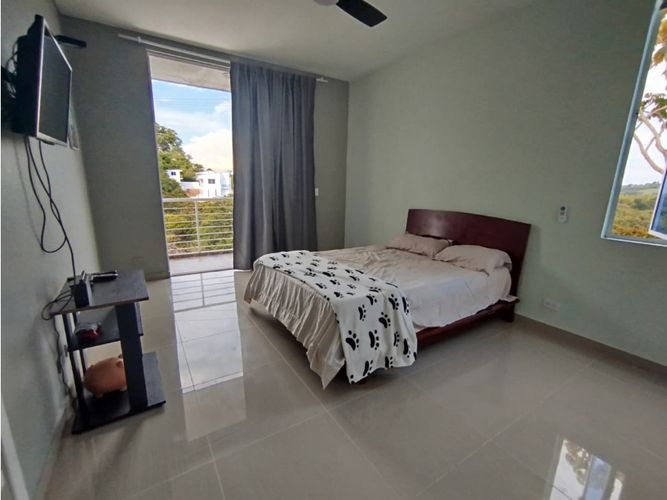 Casa de 5 alcobas en venta en Potrerito, Jamundí, 370 m² · foto 21 de 24