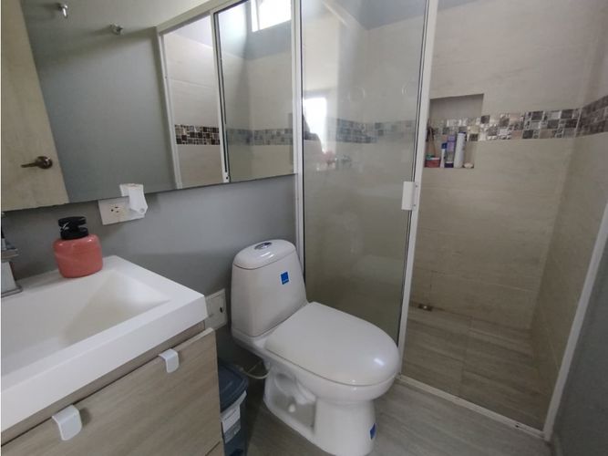 Casa de 5 alcobas en venta en Potrerito, Jamundí, 370 m² · foto 23 de 24
