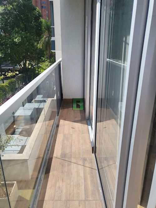 Apartamento de 2 alcobas en arriendo en Loma Del Campestre, Medellín, 71 m² · foto 10 de 21