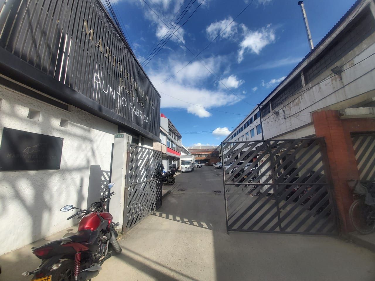 Bodega en Arriendo en Montevideo, Bogotá