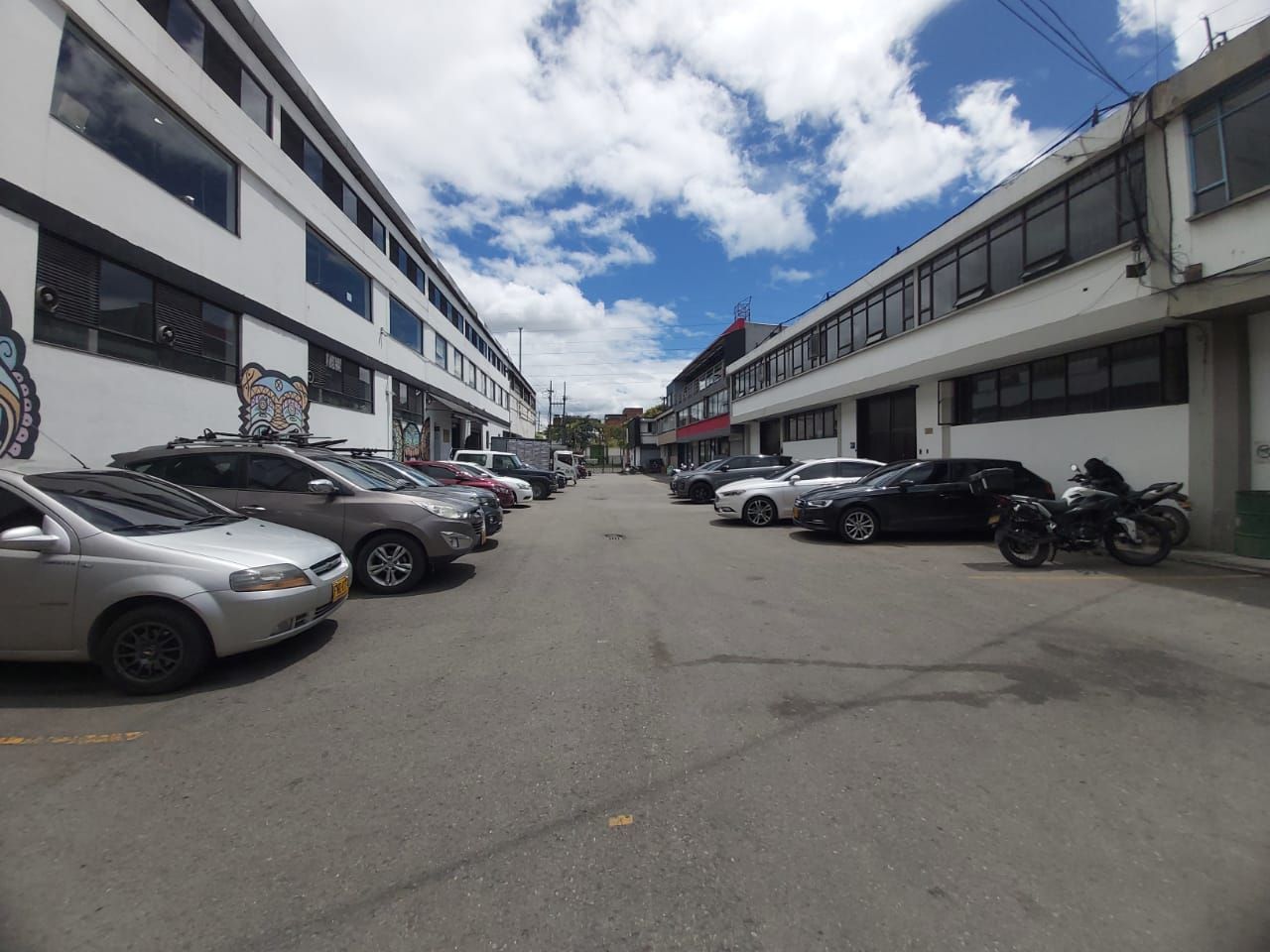 Bodega en Arriendo en Montevideo, Bogotá