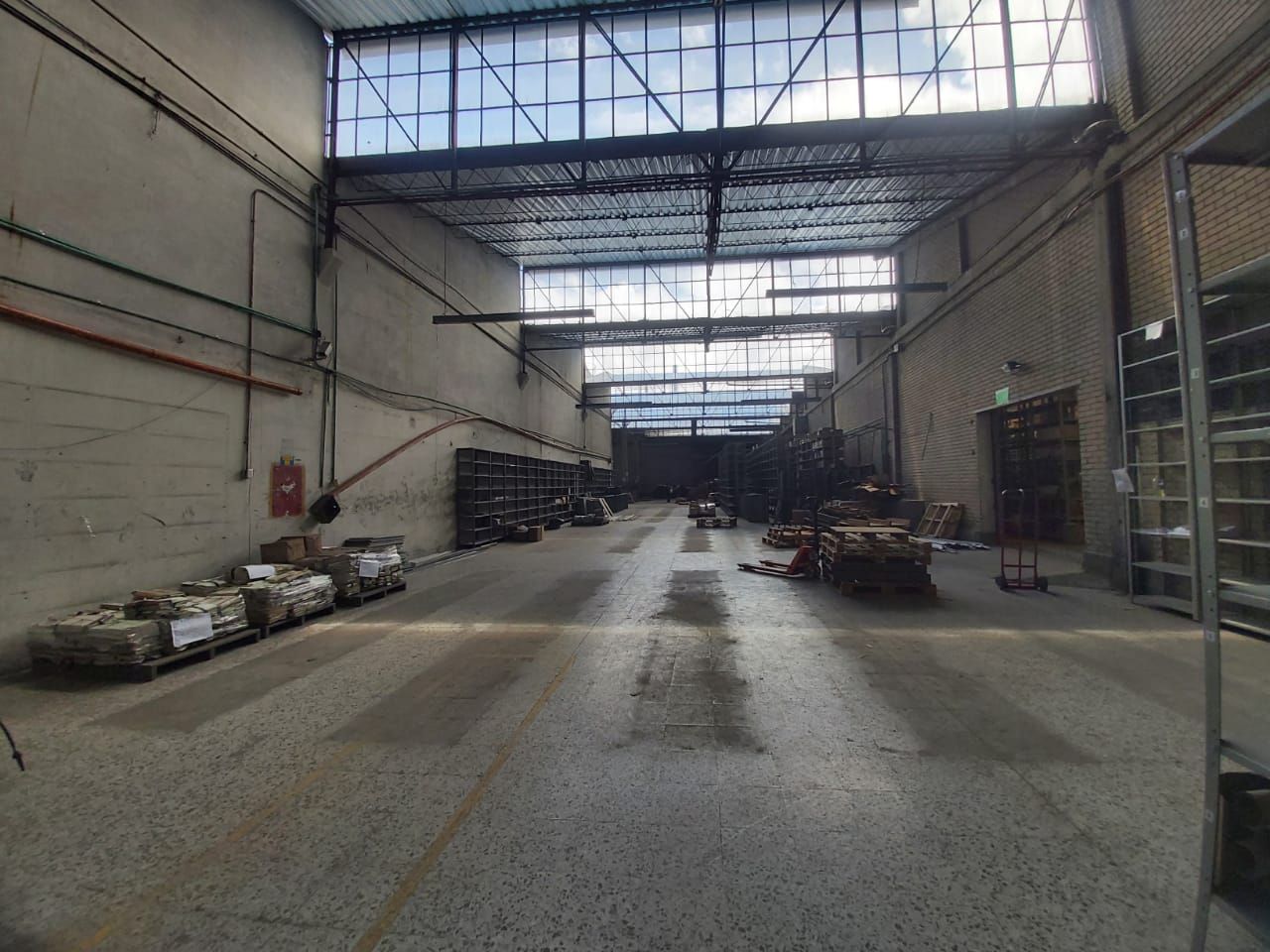 Bodega en Arriendo en Montevideo, Bogotá