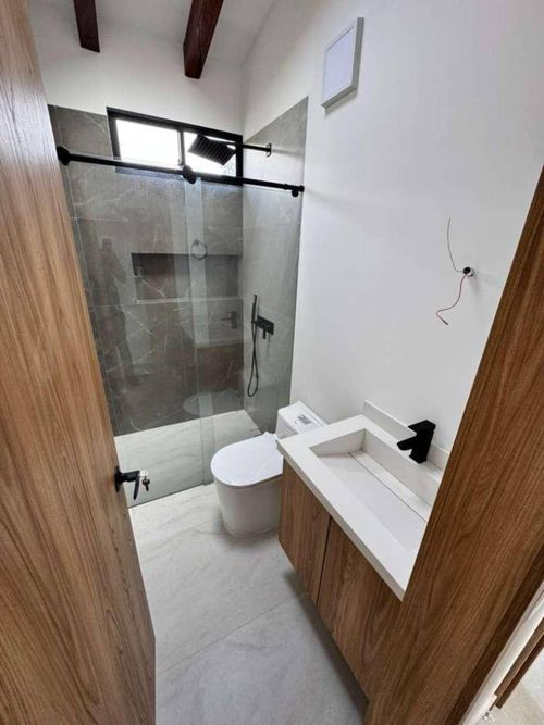 Casa de 3 alcobas en venta en Llano Grande, Rionegro, 220 m² · foto 14 de 16