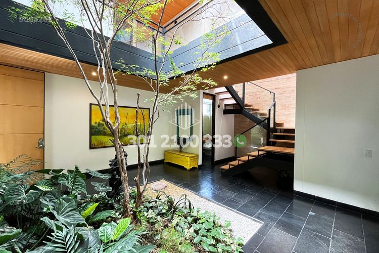 Casa de 4 alcobas en venta en El Esmeraldal, Envigado, 396 m² · foto 2 de 24