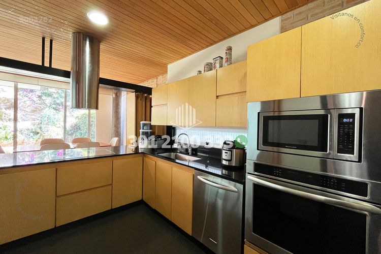 Casa de 4 alcobas en venta en El Esmeraldal, Envigado, 396 m² · foto 11 de 24
