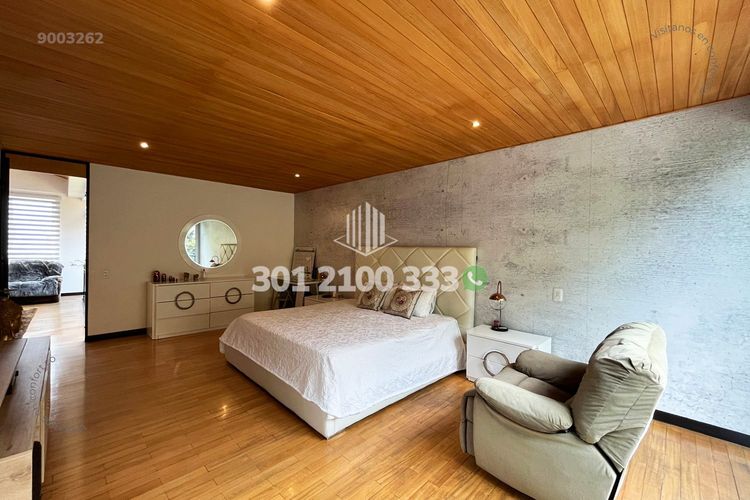 Casa de 4 alcobas en venta en El Esmeraldal, Envigado, 396 m² · foto 22 de 24