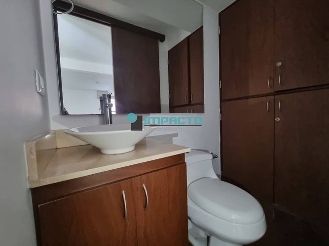 Apartamento de 3 alcobas en arriendo en Loma Del Esmeraldal, Envigado, 105 m² · foto 3 de 22