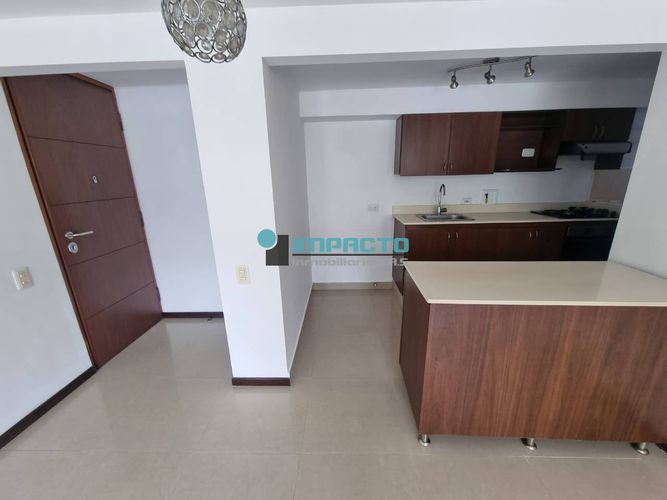 Apartamento de 3 alcobas en arriendo en Loma Del Esmeraldal, Envigado, 105 m² · foto 5 de 22