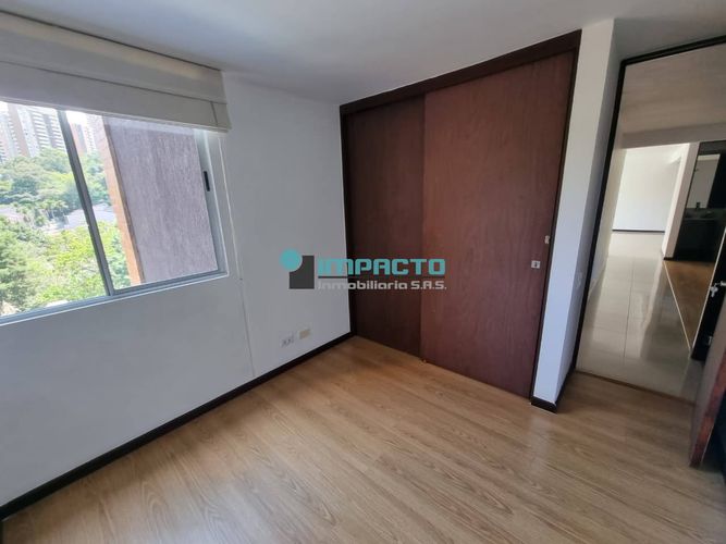 Apartamento de 3 alcobas en arriendo en Loma Del Esmeraldal, Envigado, 105 m² · foto 11 de 22