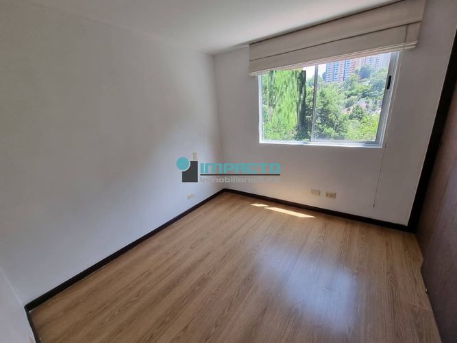 Apartamento de 3 alcobas en arriendo en Loma Del Esmeraldal, Envigado, 105 m² · foto 14 de 22