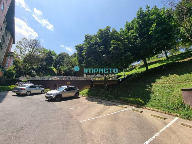 Apartamento de 3 alcobas en arriendo en Loma Del Esmeraldal, Envigado, 105 m² · foto 16 de 22