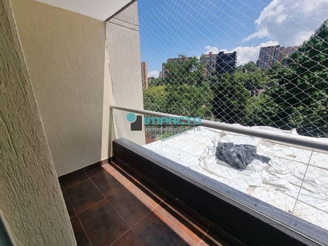 Apartamento de 3 alcobas en arriendo en Loma Del Esmeraldal, Envigado, 105 m² · foto 20 de 22