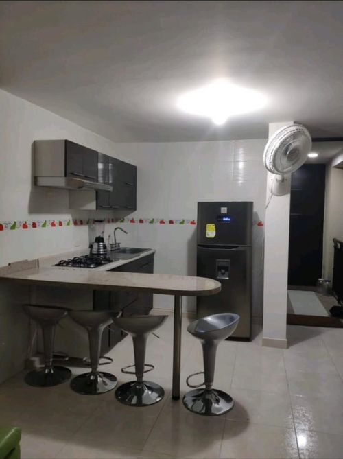 Apartamento de 2 alcobas en arriendo en Las Palmas, Ricaurte, 65 m² · foto 20 de 24