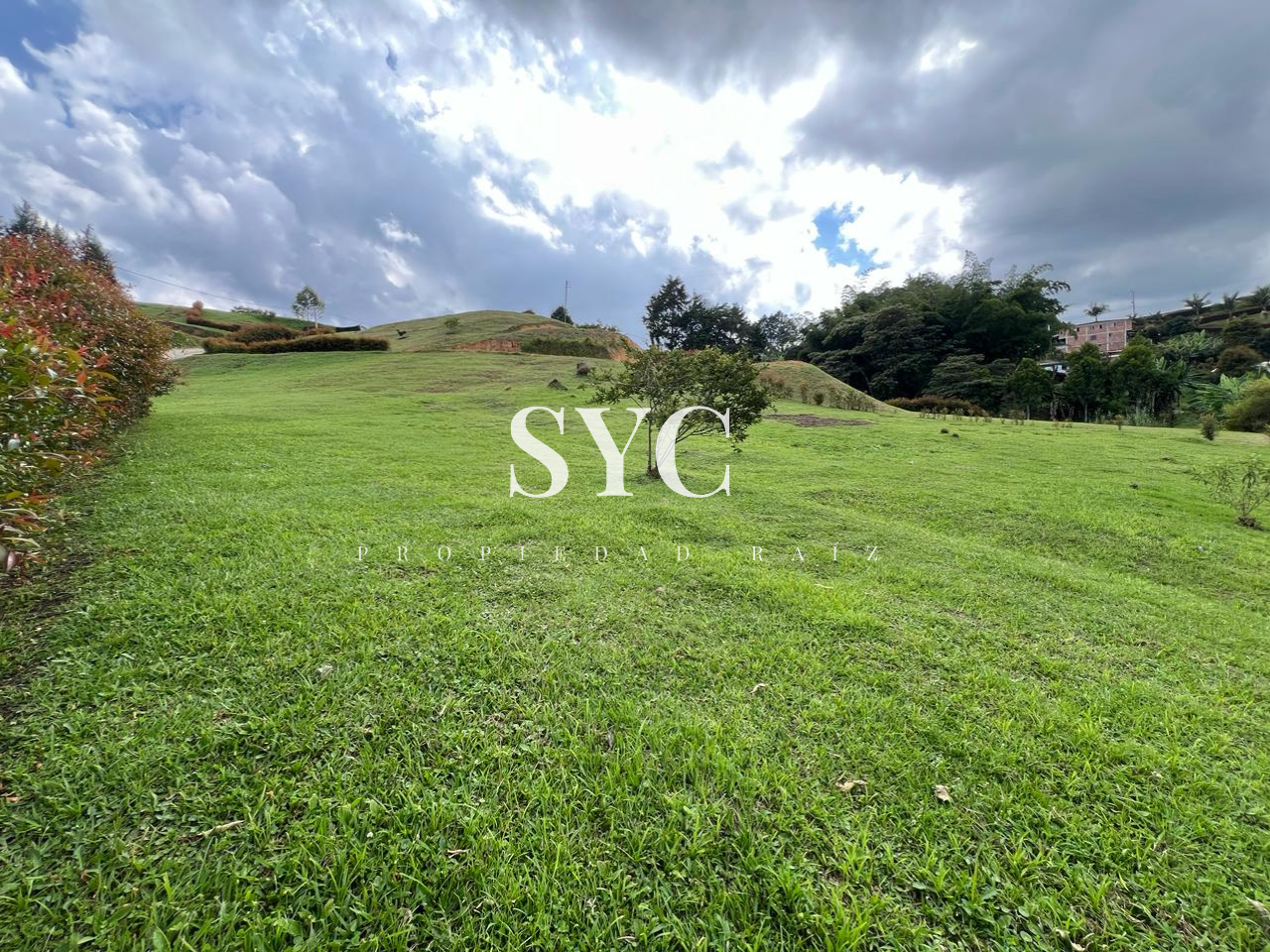 Land in Cuchillas de san jose (1685 m²) for Sale - 2
