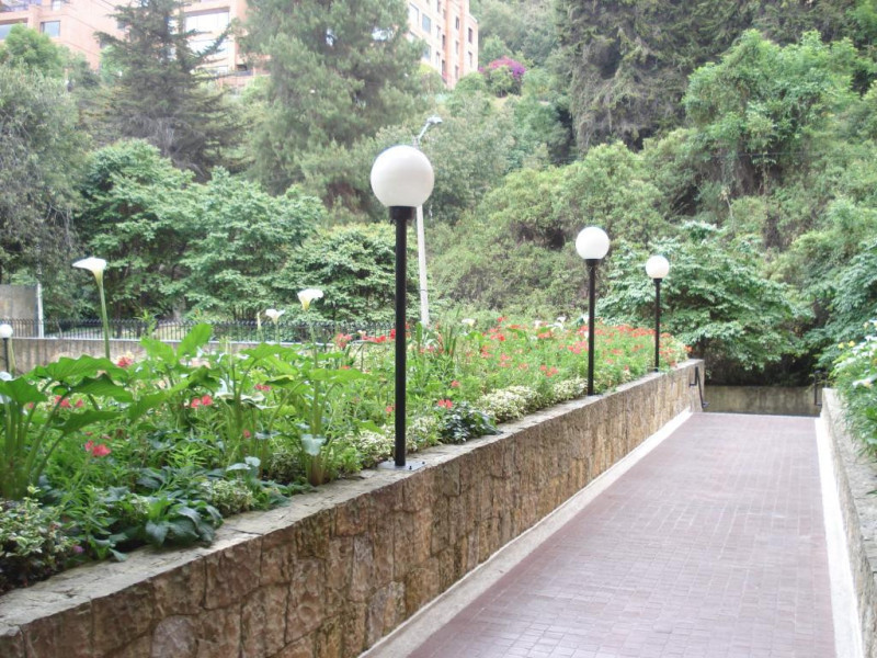 Apartamento en arriendo en Santa Barbara Alta, Bogotá · foto 2 de 11