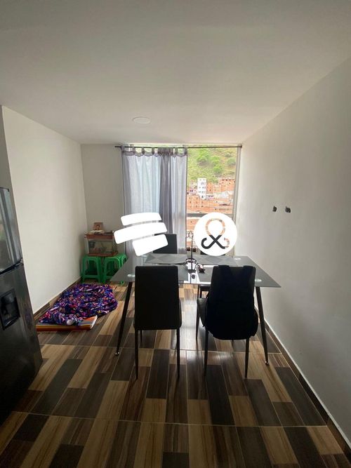 Apartamento de 2 alcobas en venta en Asentamiento La Orquidea, Bello, 40 m² · foto 4 de 12