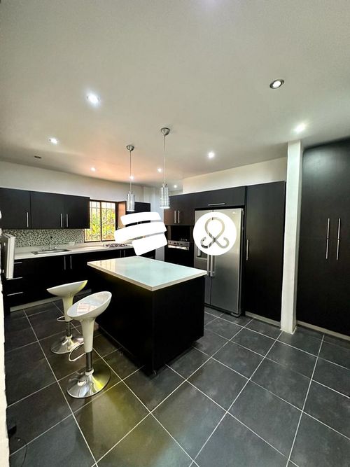 Casa de 4 alcobas en venta en Otraparte, Envigado, 420 m² · foto 6 de 24