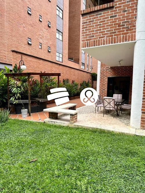 Casa de 4 alcobas en venta en Otraparte, Envigado, 420 m² · foto 8 de 24