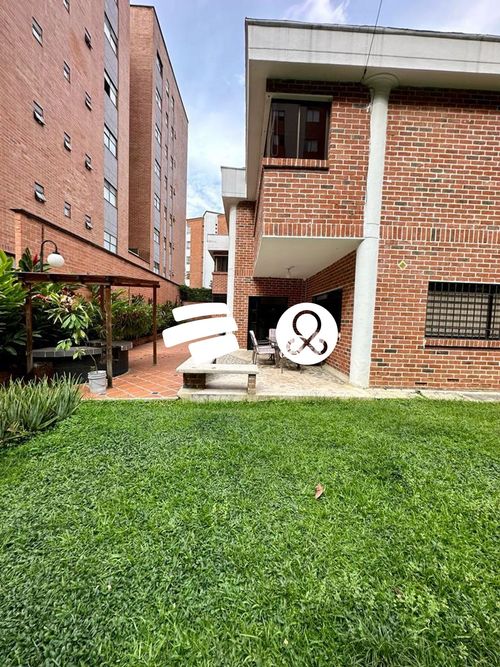 Casa de 4 alcobas en venta en Otraparte, Envigado, 420 m² · foto 9 de 24