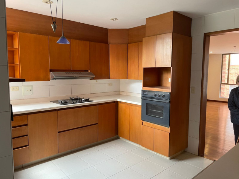Apartamento en venta en Santa Barbara, Bogotá · foto 4 de 11