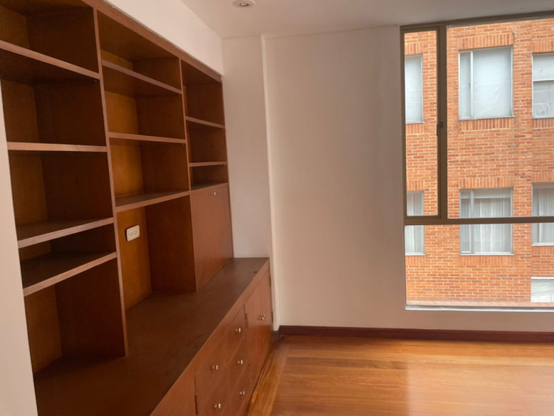 Apartamento en venta en Santa Barbara, Bogotá · foto 7 de 11