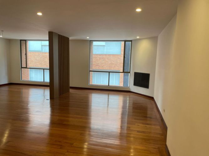 Apartamento en venta en Santa Barbara, Bogotá · foto 2 de 11