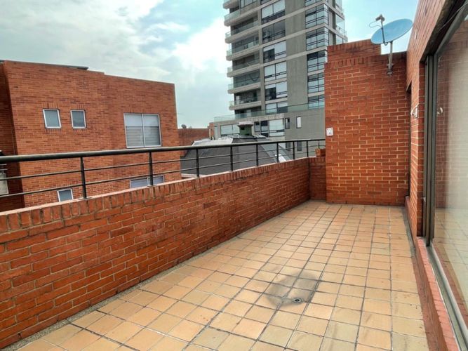 Apartamento de 3 alcobas en venta en Santa Barbara, Bogotá, 205 m² · foto 4 de 22
