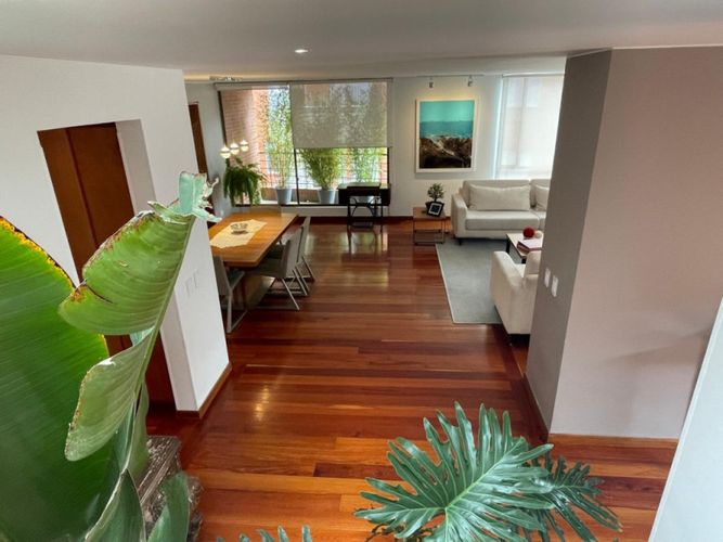 Apartamento de 3 alcobas en venta en Santa Barbara, Bogotá, 205 m² · foto 9 de 22