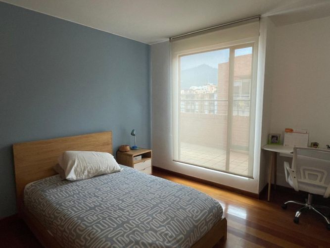 Apartamento de 3 alcobas en venta en Santa Barbara, Bogotá, 205 m² · foto 19 de 22