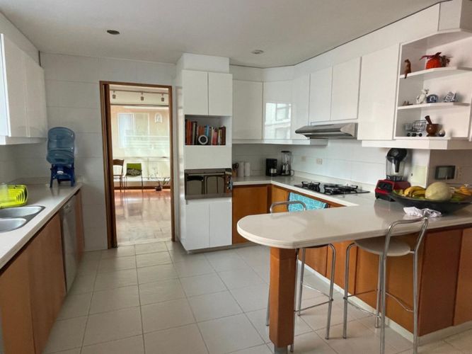 Apartamento en venta en Santa Barbara, Bogotá · foto 6 de 22
