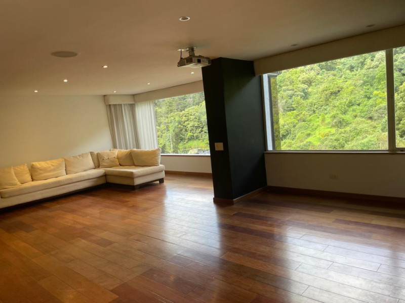 Apartamento en venta en Chicó Alto, Bogotá · foto 3 de 19
