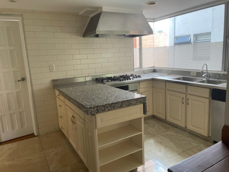 Apartamento en venta en Chicó Alto, Bogotá · foto 6 de 19