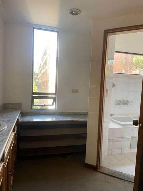 Apartamento de 3 alcobas en venta en Chico, Bogotá, 250 m² · foto 11 de 18