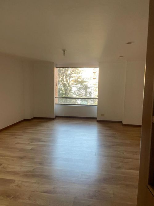 Apartamento de 3 alcobas en venta en Chico, Bogotá, 250 m² · foto 16 de 18