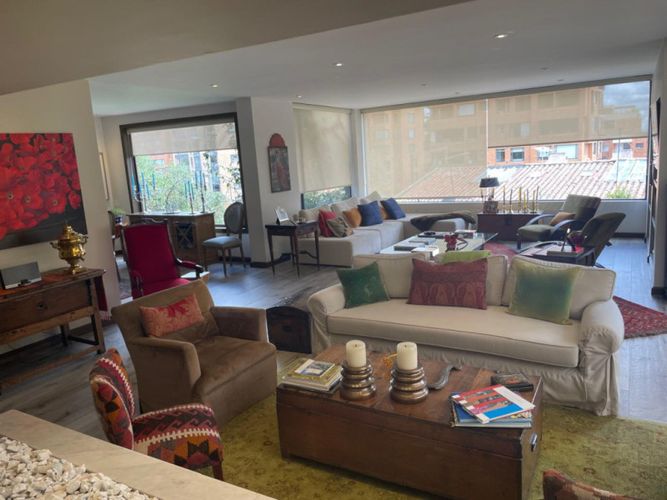 Casa de 4 alcobas en venta en Chicó Alto, Bogotá, 385 m² · foto 9 de 14