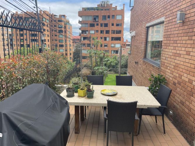 Casa de 4 alcobas en venta en Chicó Alto, Bogotá, 385 m² · foto 10 de 14